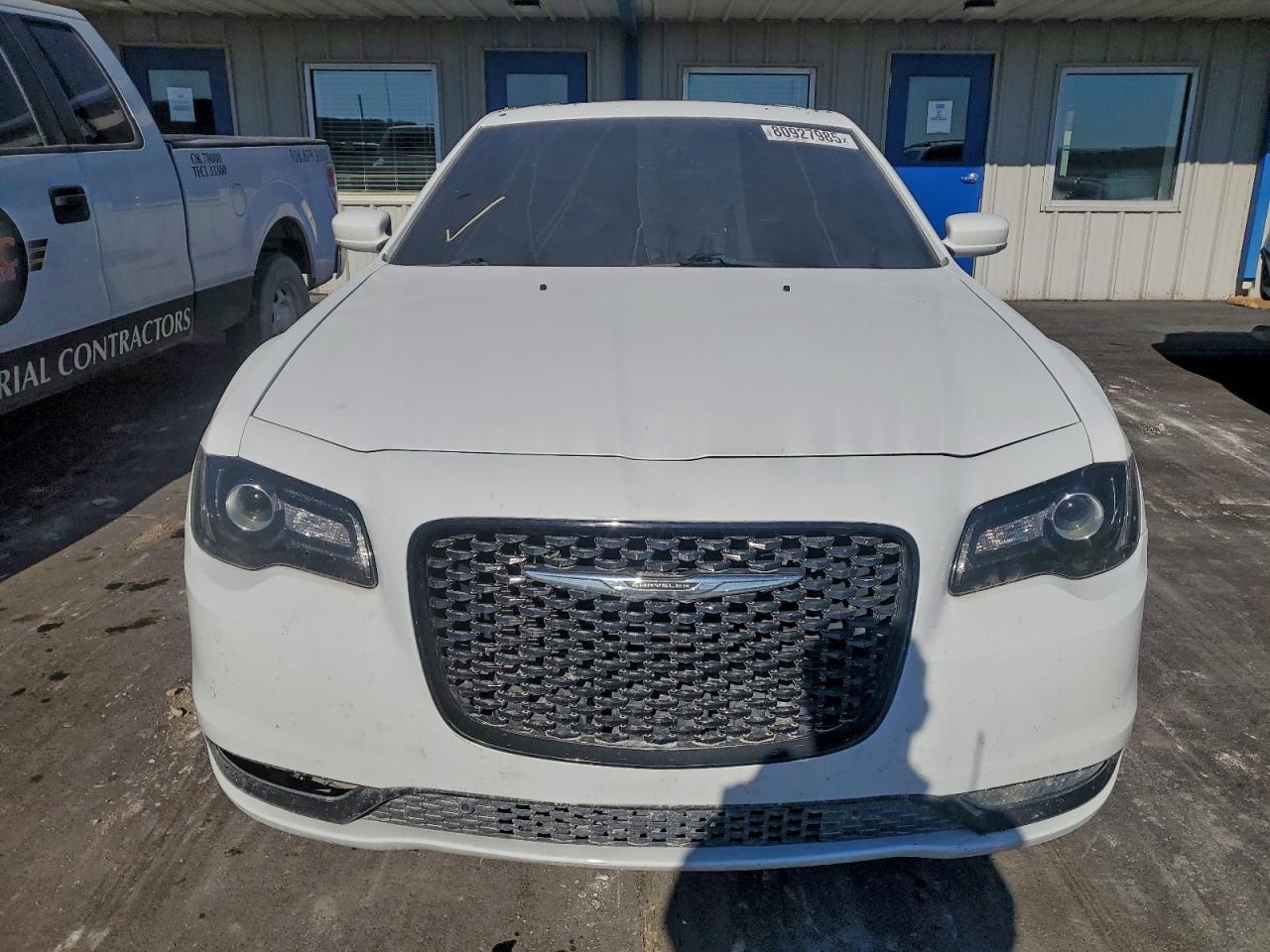 2018 Chrysler 300 S - Фото 5