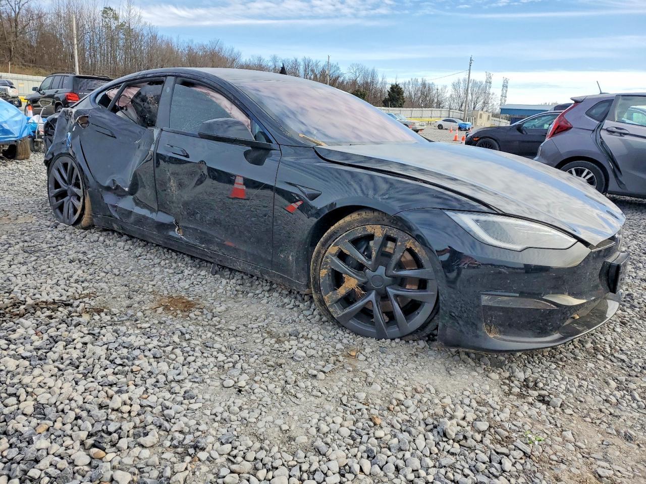 2022 Tesla Model S - Image 4