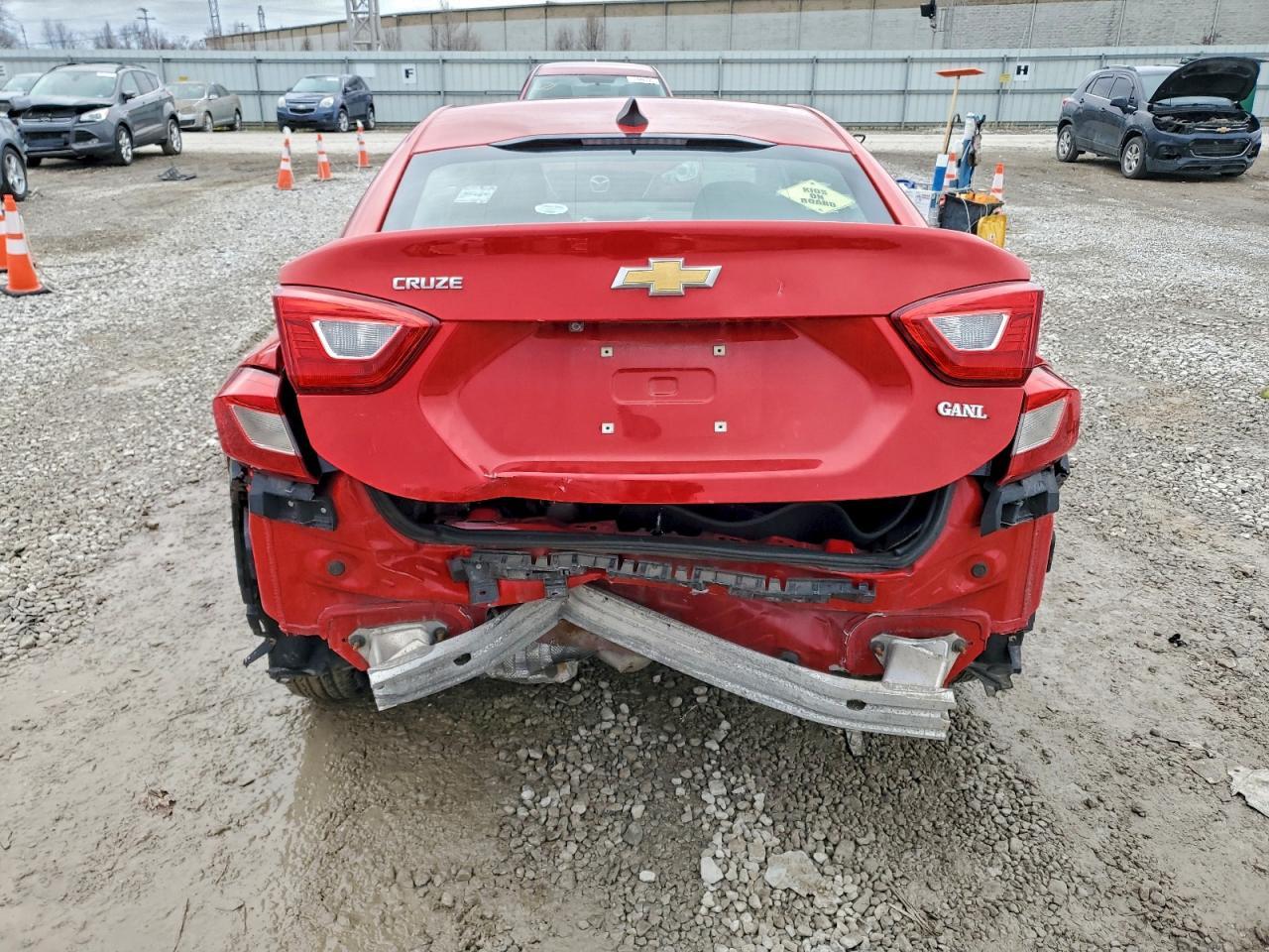 2018 Chevrolet Cruze Ls - Image 6