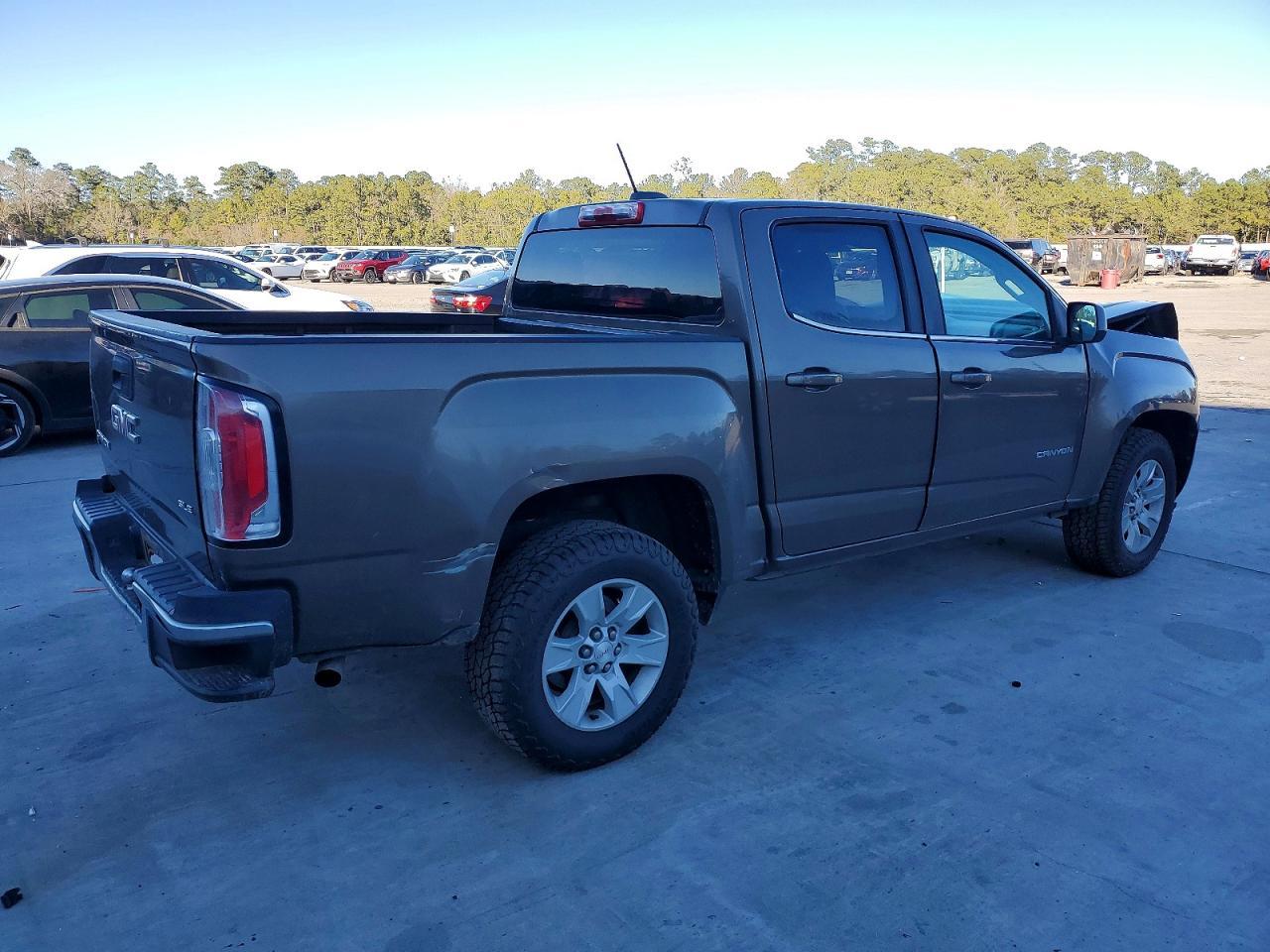 2015 GMC Canyon Sle - Image 3