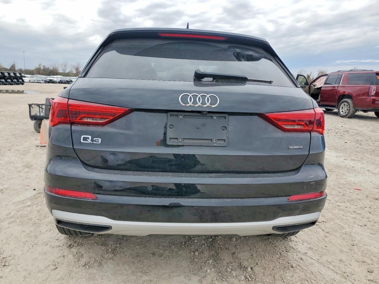 2021 Audi Q3 Premium 40 - Фото 6