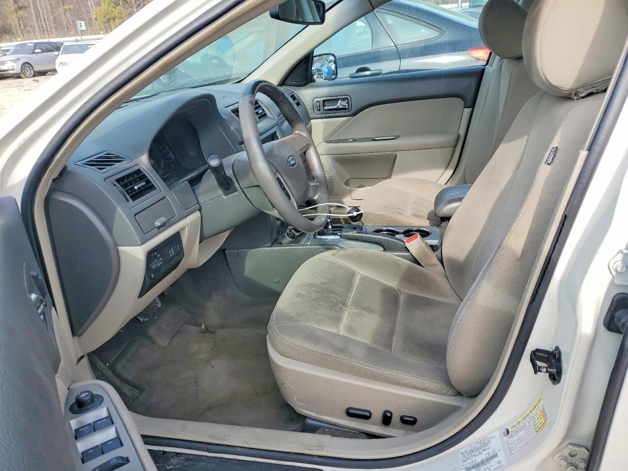 2012 Ford Fusion Hybrid - Фото 7