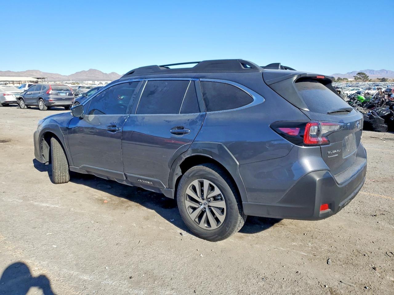 2025 Subaru Outback Premium - Фото 2