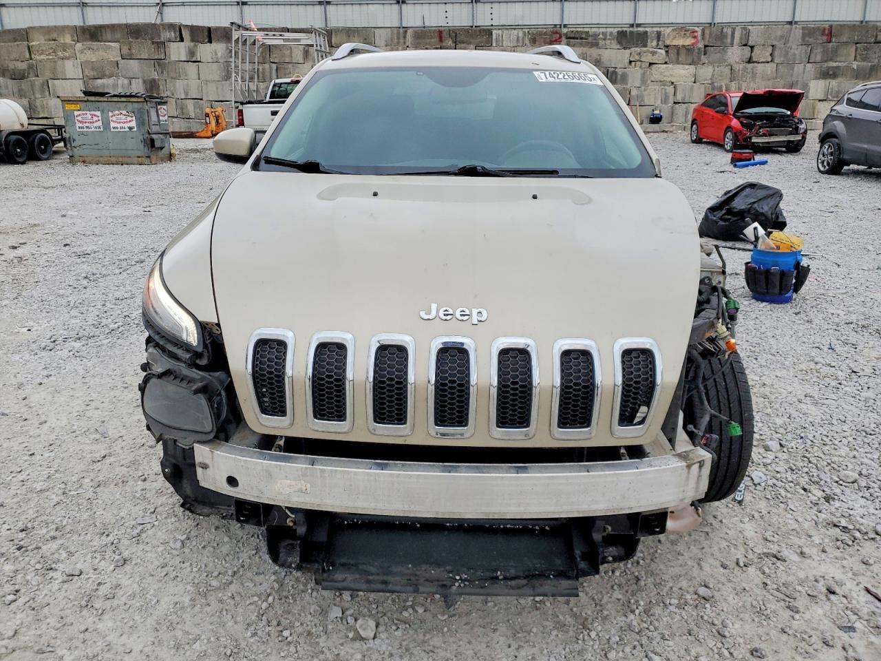 2015 Jeep Cherokee Latitude - Фото 5