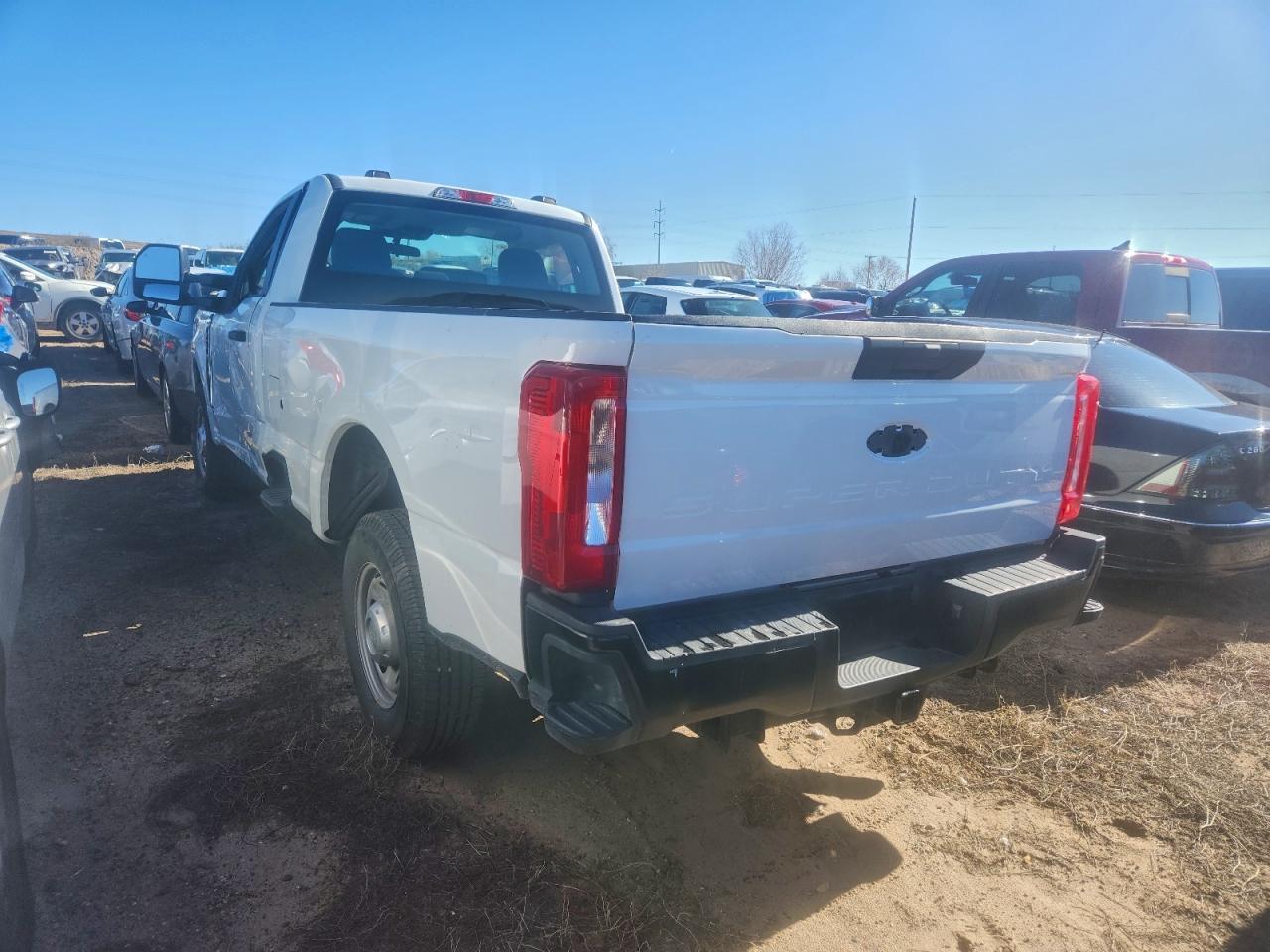 2024 Ford F250 Super Duty - Фото 2