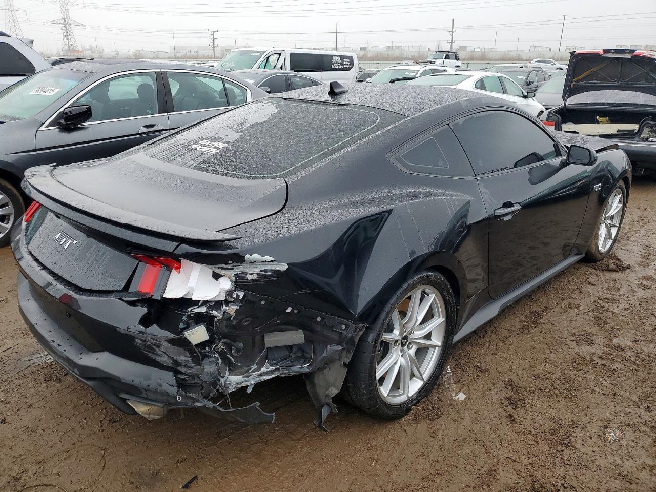 2024 Ford Mustang Gt - Image 3