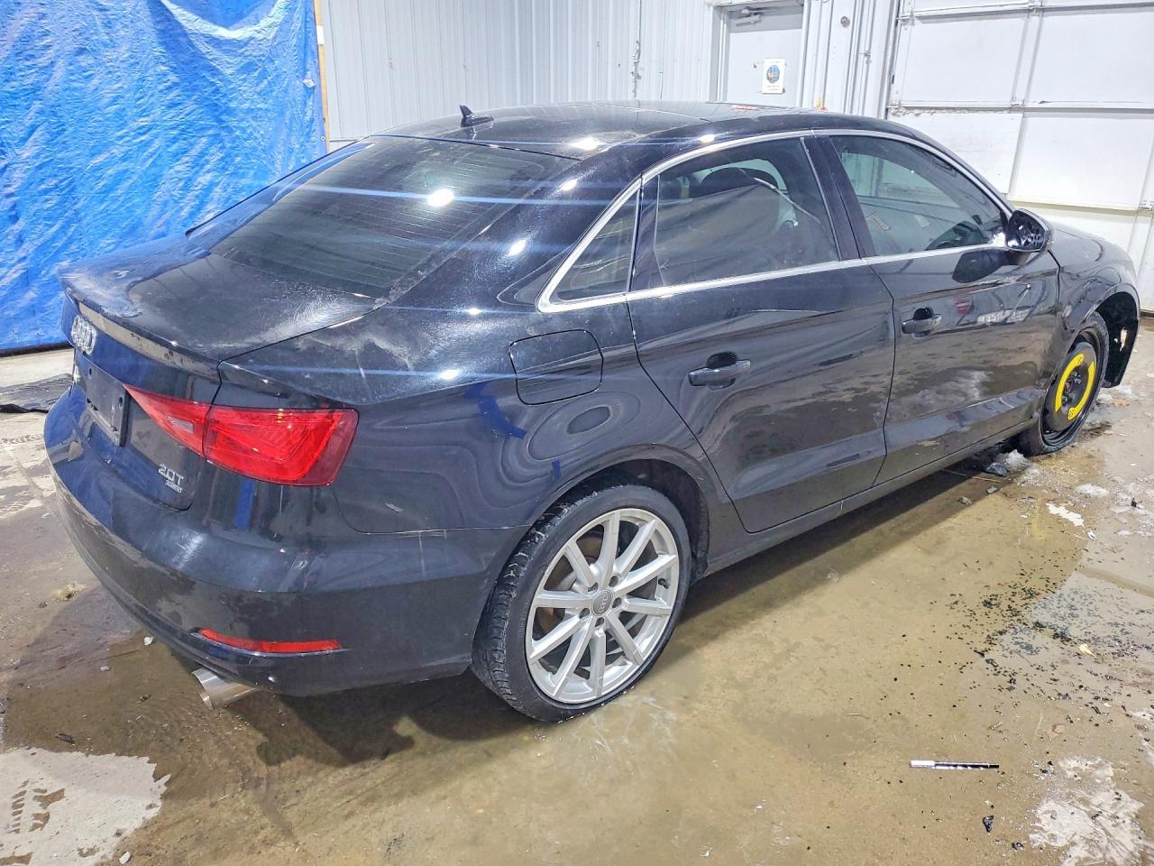 2015 Audi A3 Premium Plus - Фото 3