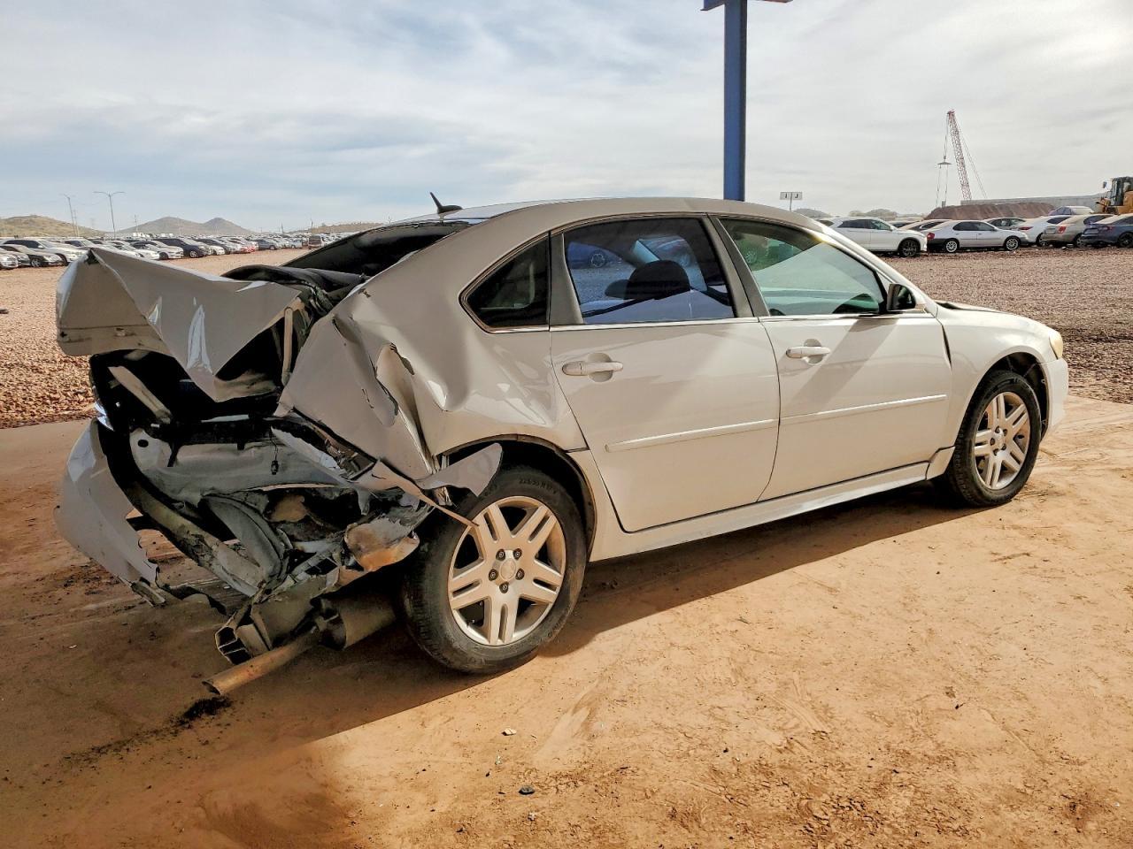 2013 Chevrolet Impala Lt - Image 3