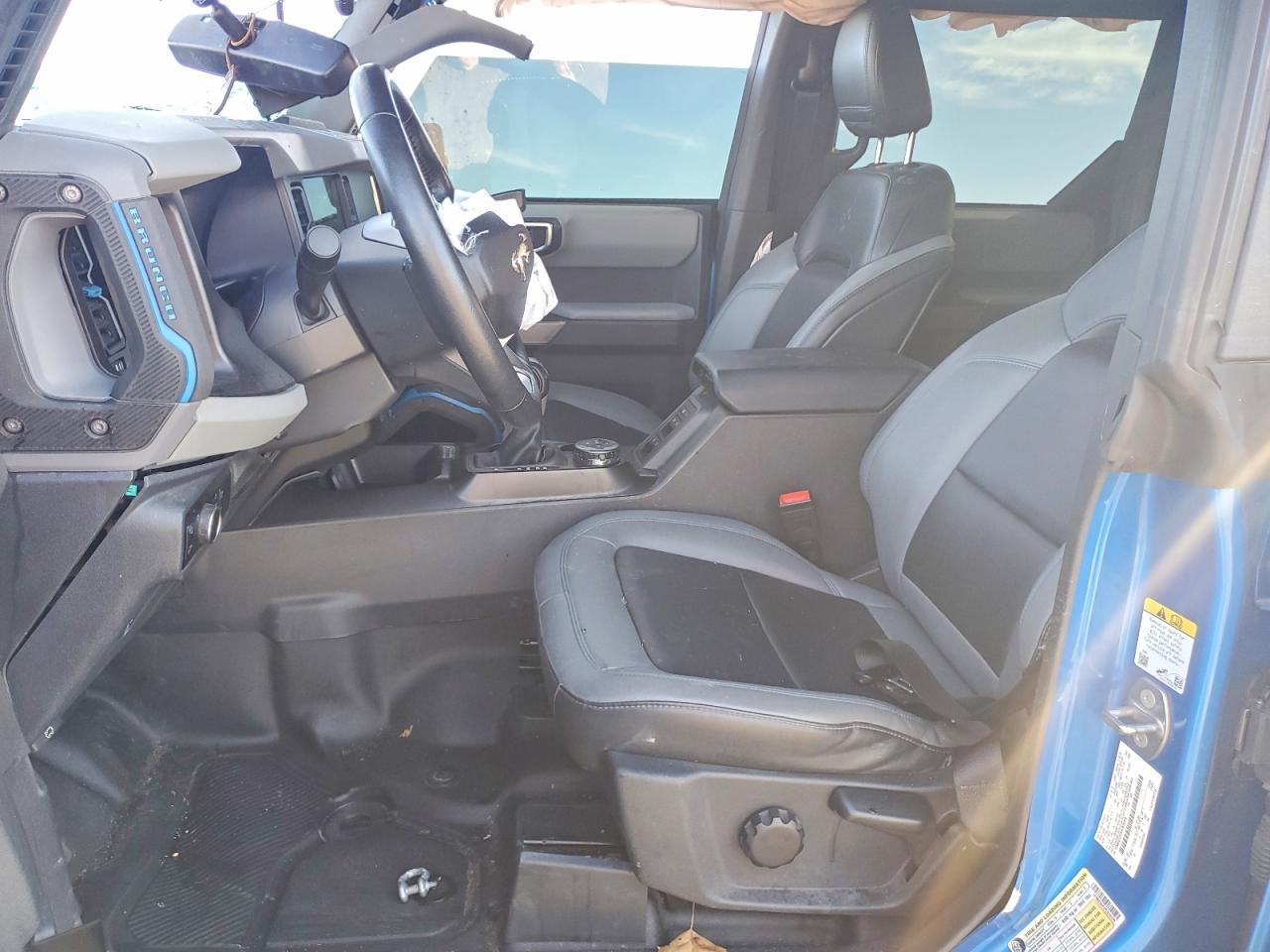 2023 Ford Bronco Base - Image 7