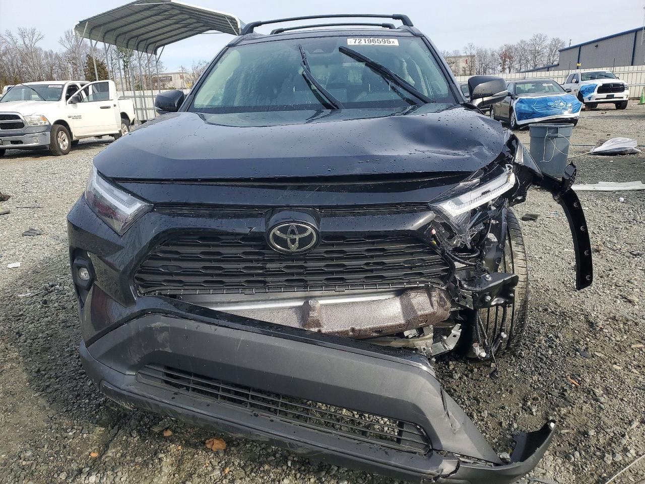 2025 Toyota Rav4 Xle Premium - Image 5