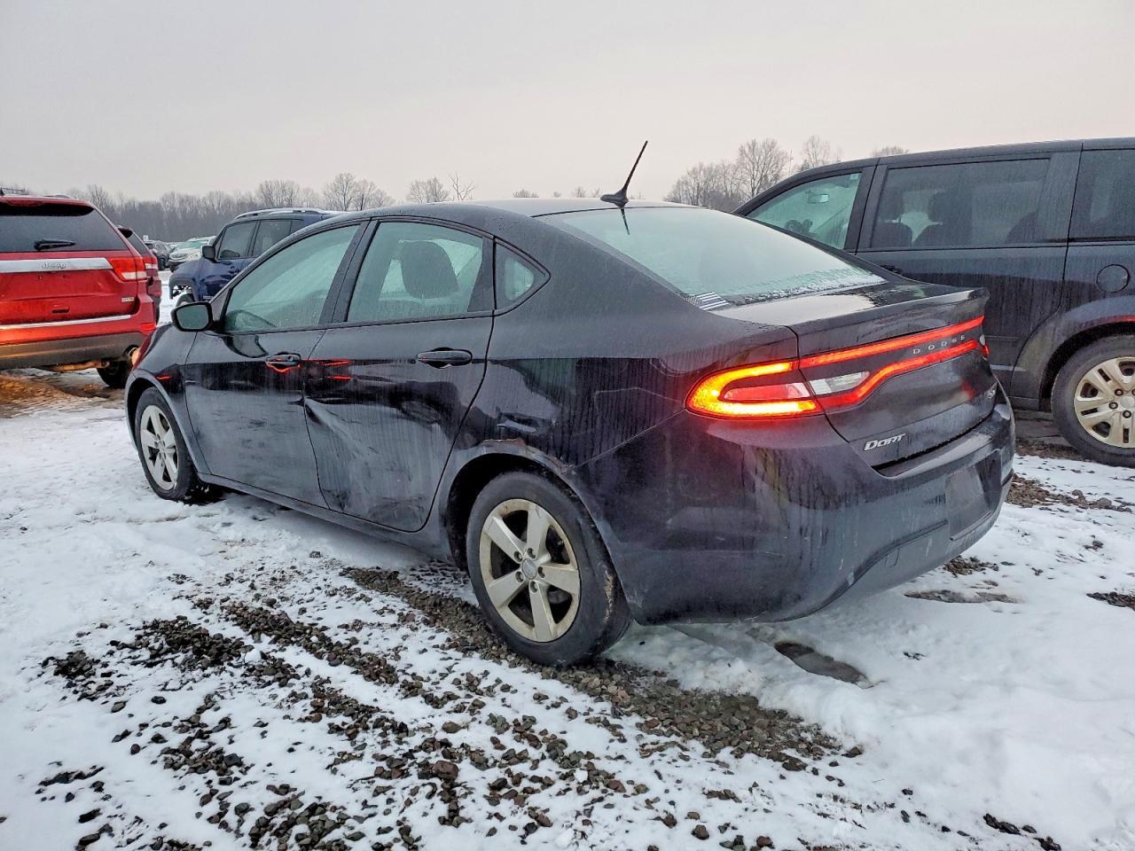 2015 Dodge Dart Sxt - Image 2