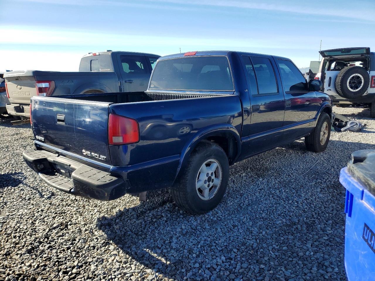 2004 Chevrolet S Truck S10 - Фото 3