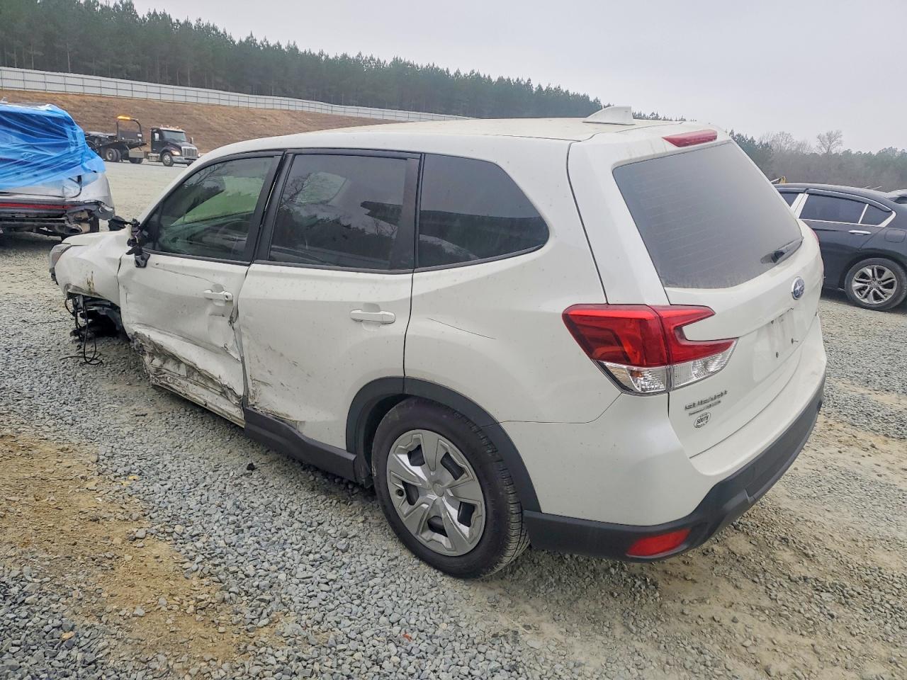 2023 Subaru Forester - Фото 2