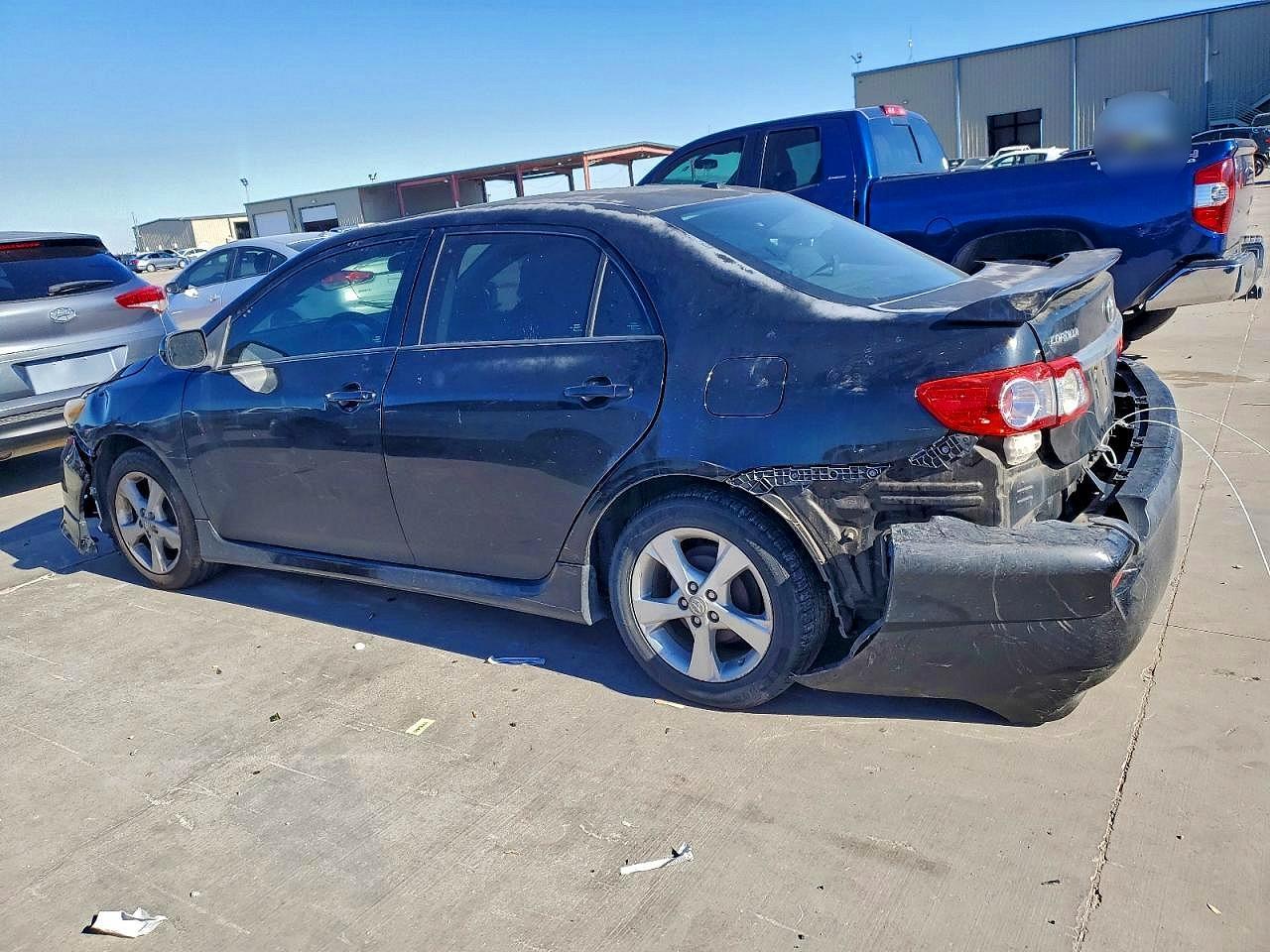 2011 Toyota Corolla S - Фото 2