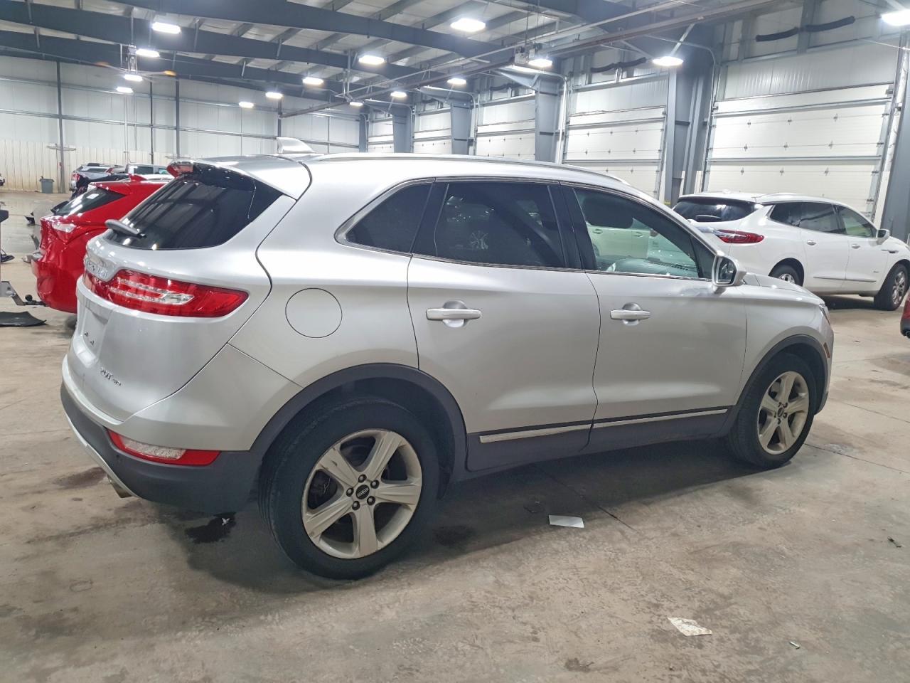 2017 Lincoln Mkc Premiere - Фото 3