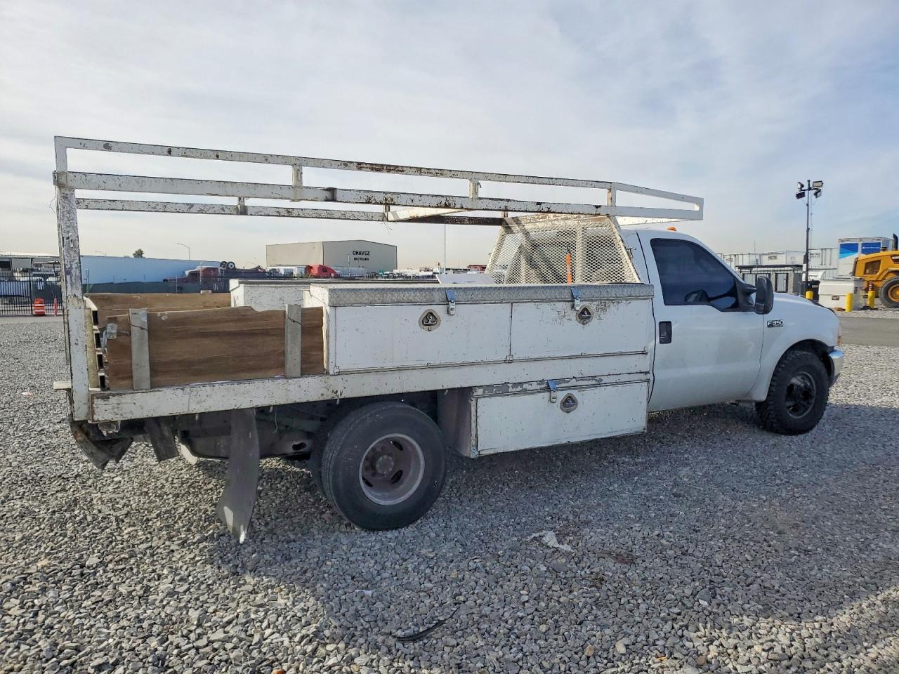 2004 Ford F350 Super Duty - Фото 3