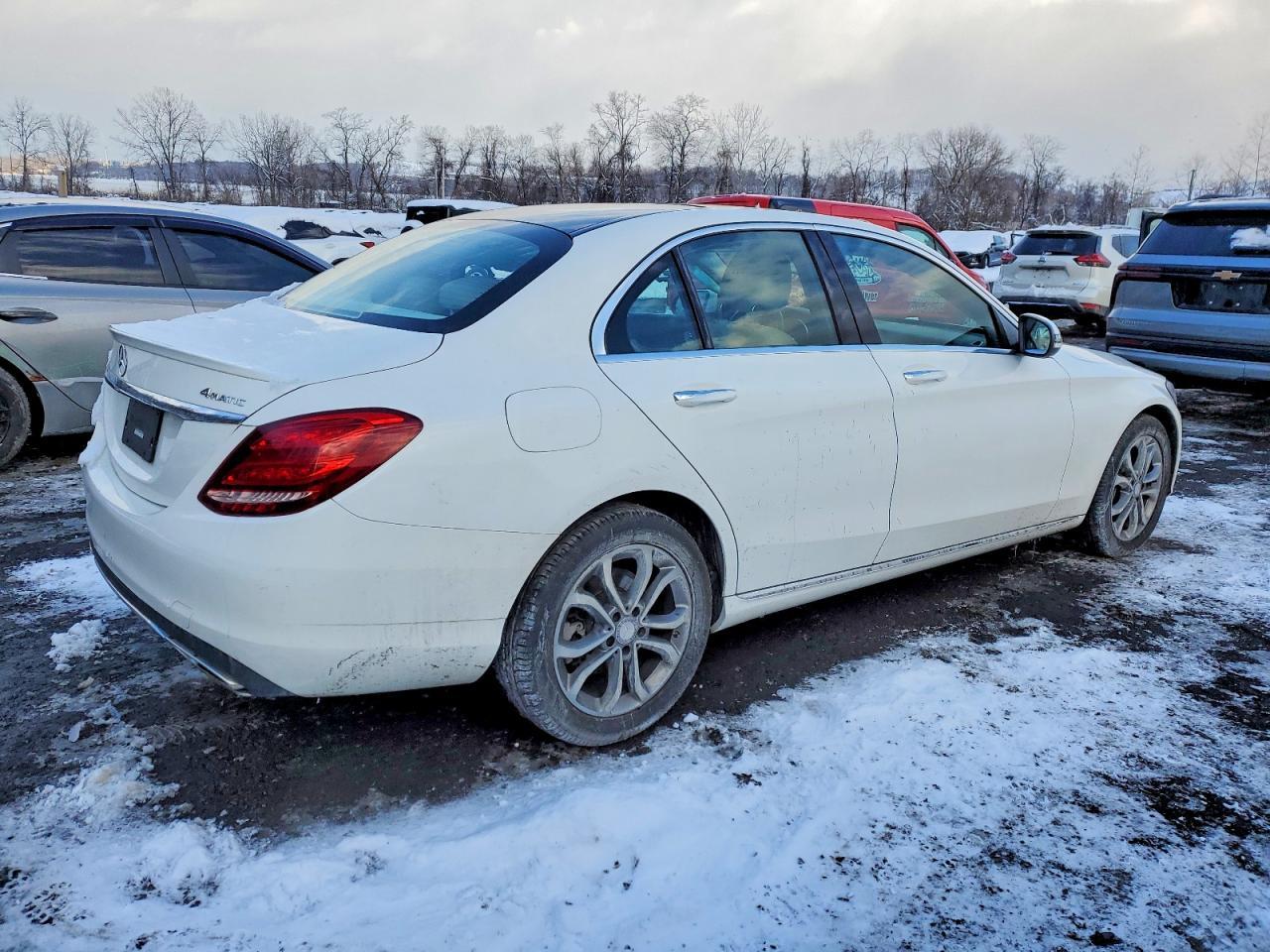 2017 Mercedes-Benz C 300 4Matic - Фото 3