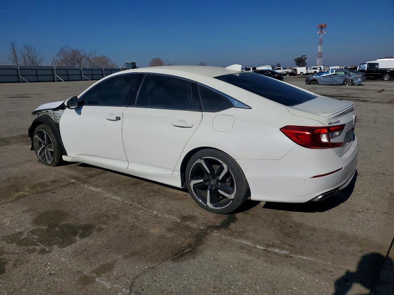 2019 Honda Accord Sport - Image 2