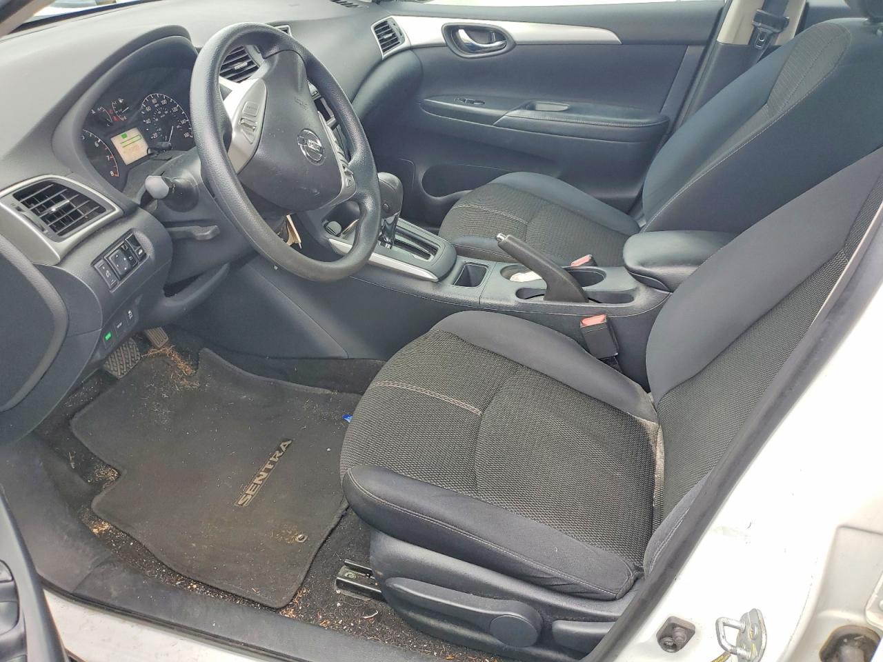 2016 Nissan Sentra S - Фото 7