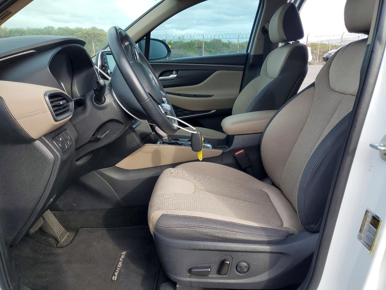 2019 Hyundai Santa Fe Sel - Image 7