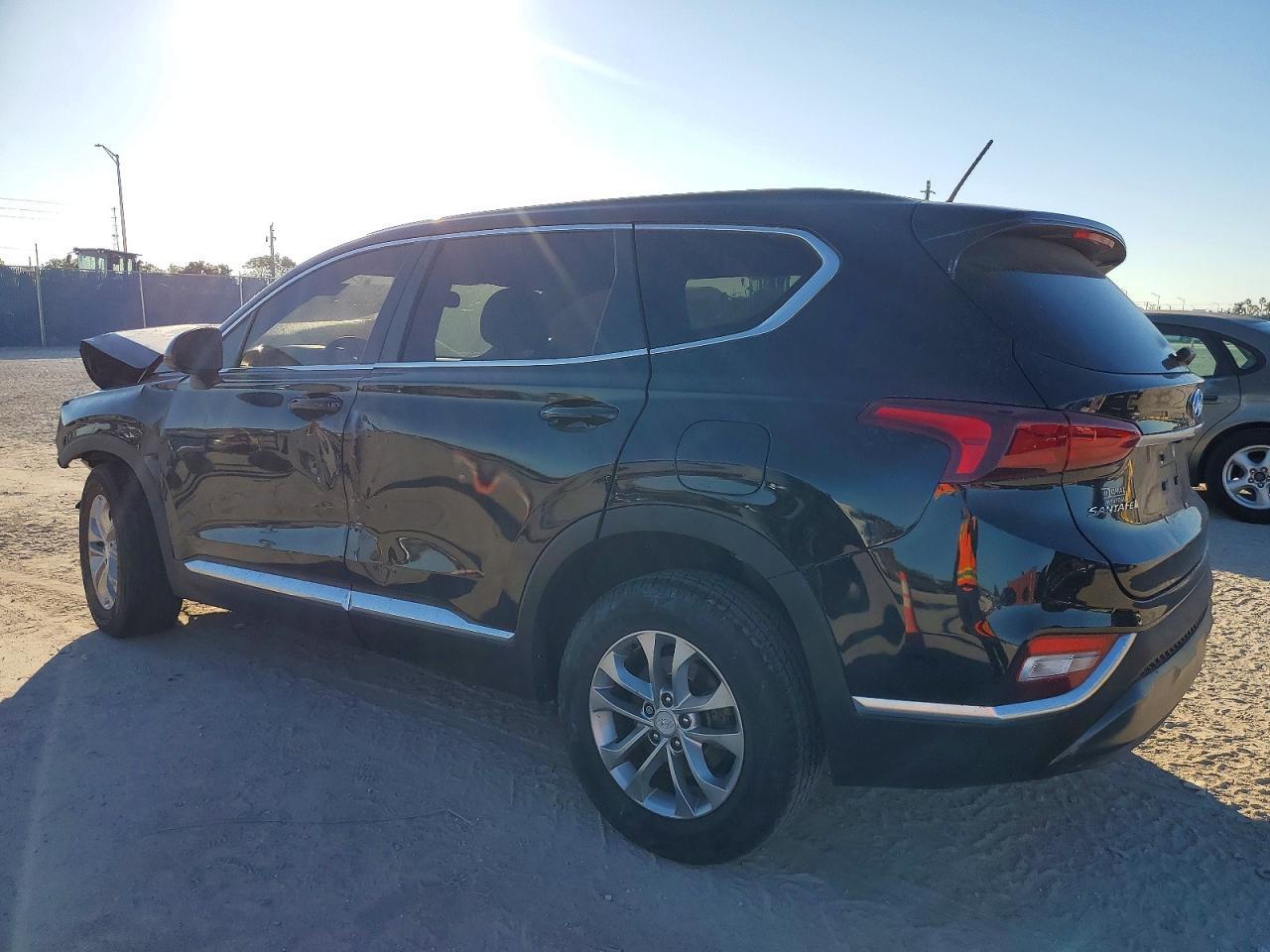 2020 Hyundai Santa Fe Se - Фото 2