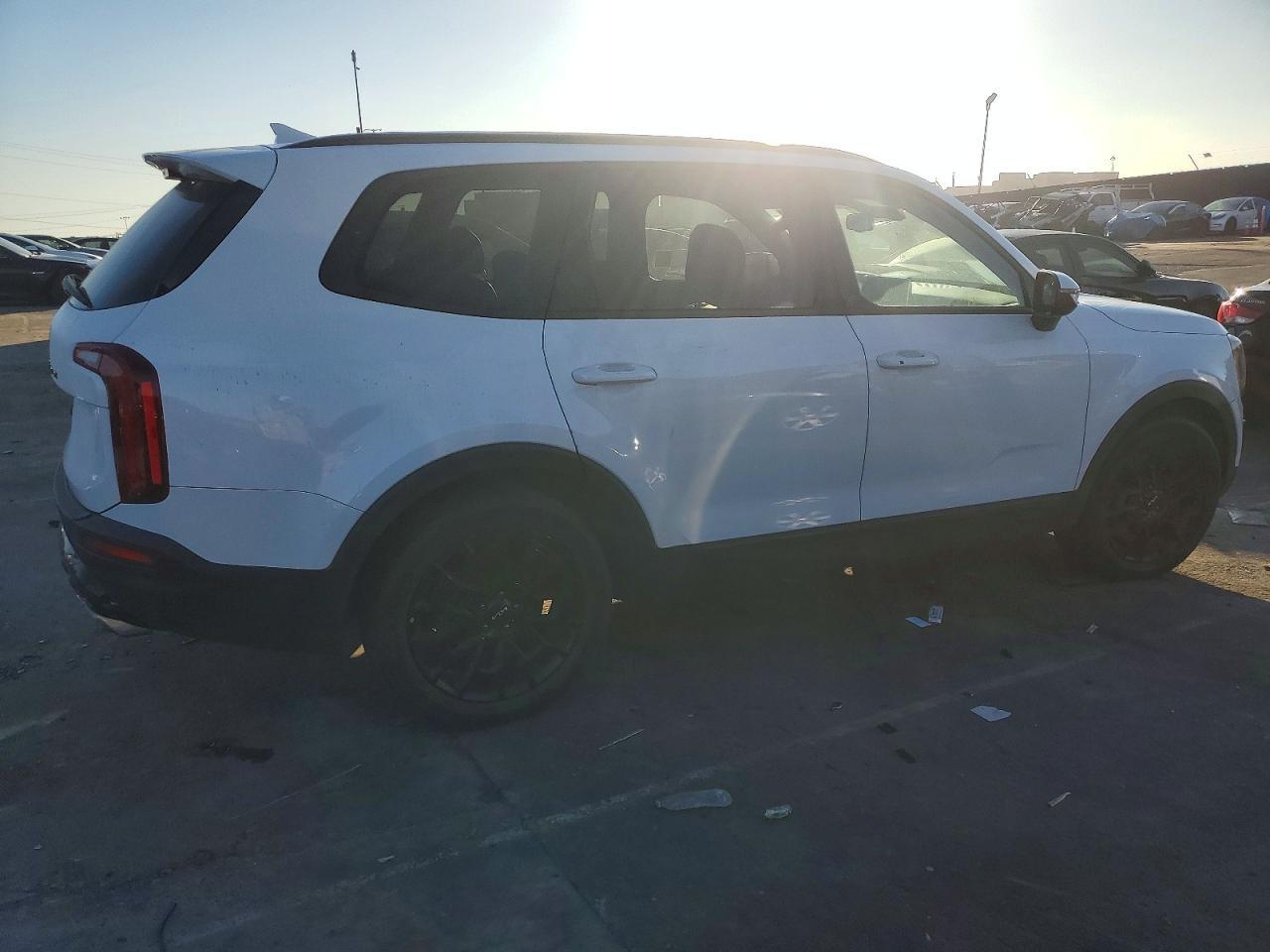 2022 Kia Telluride Ex - Image 3