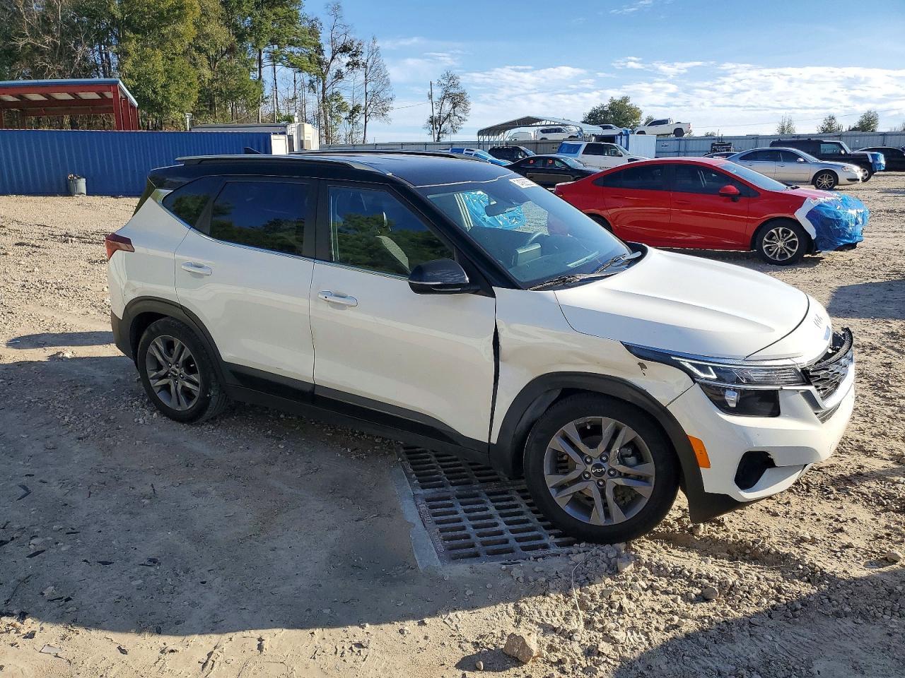 2022 Kia Seltos S - Image 4