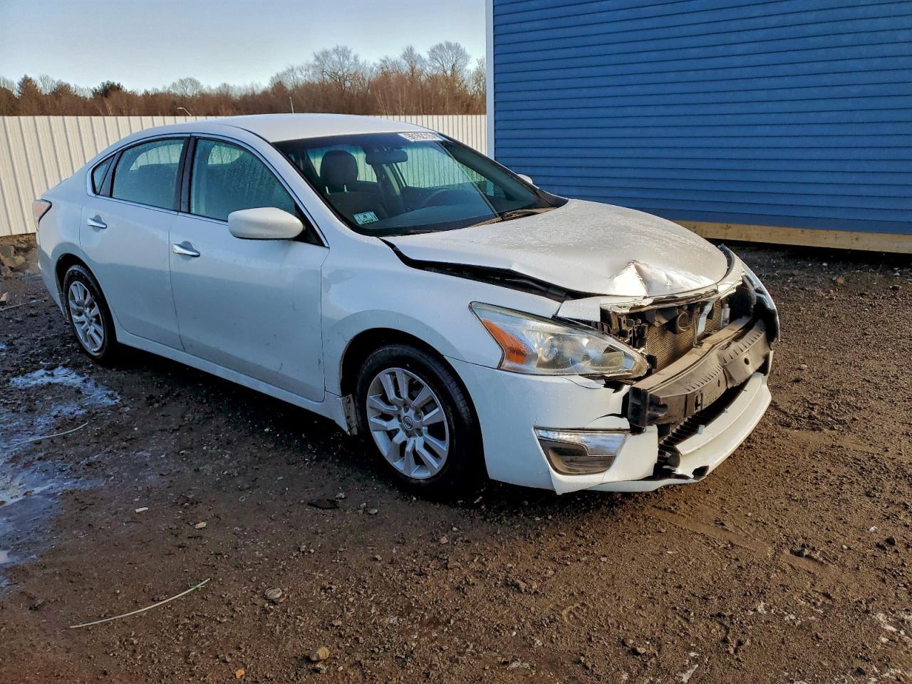 2015 Nissan Altima 2.5 - Image 4