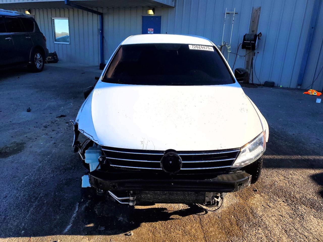 2016 Volkswagen Jetta S - Фото 5