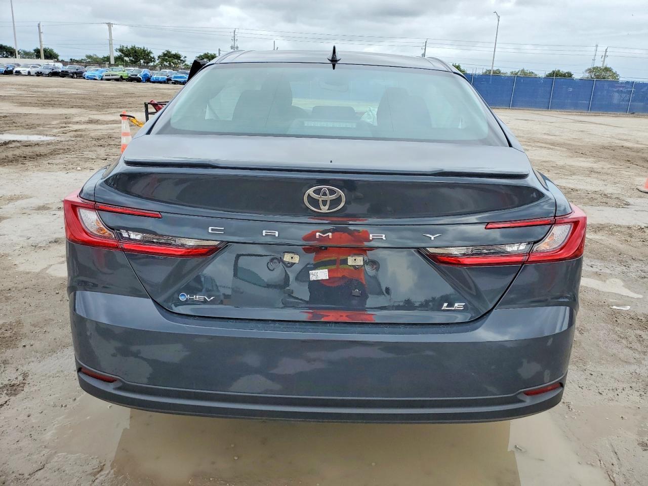 2025 Toyota Camry Xse - Фото 6