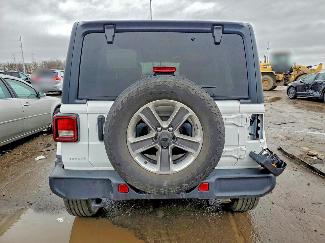 2021 Jeep Wrangler Unlimited Sahara - Image 6