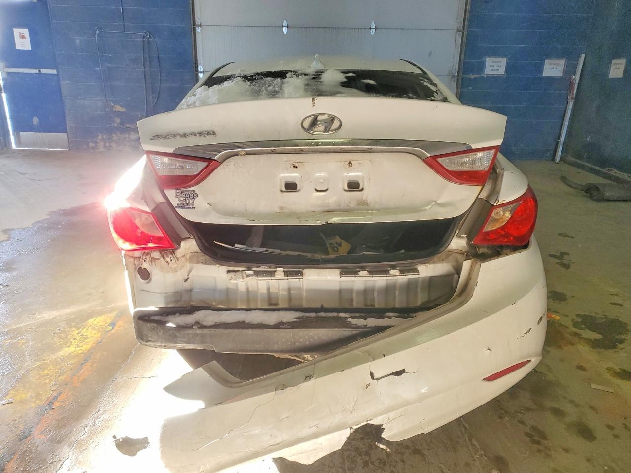 2011 Hyundai Sonata Gls - Image 6