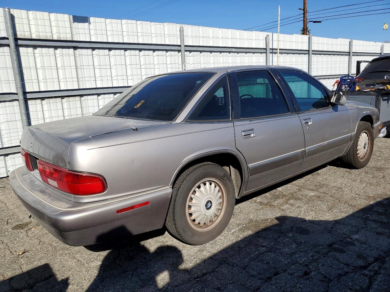 1996 Buick Regal Custom - Фото 3
