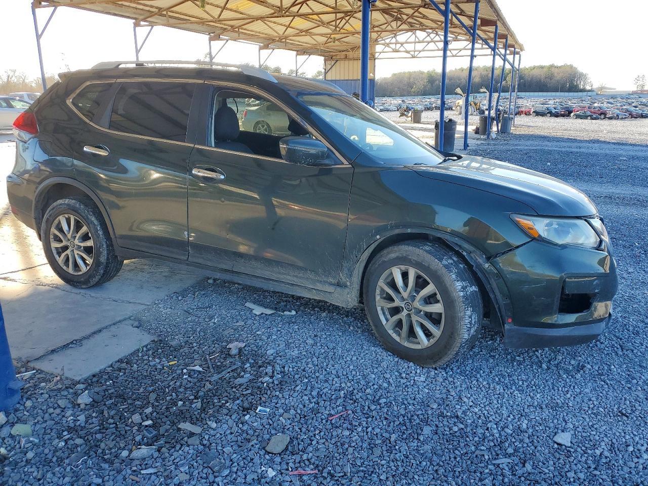 2019 Nissan Rogue S - Image 4
