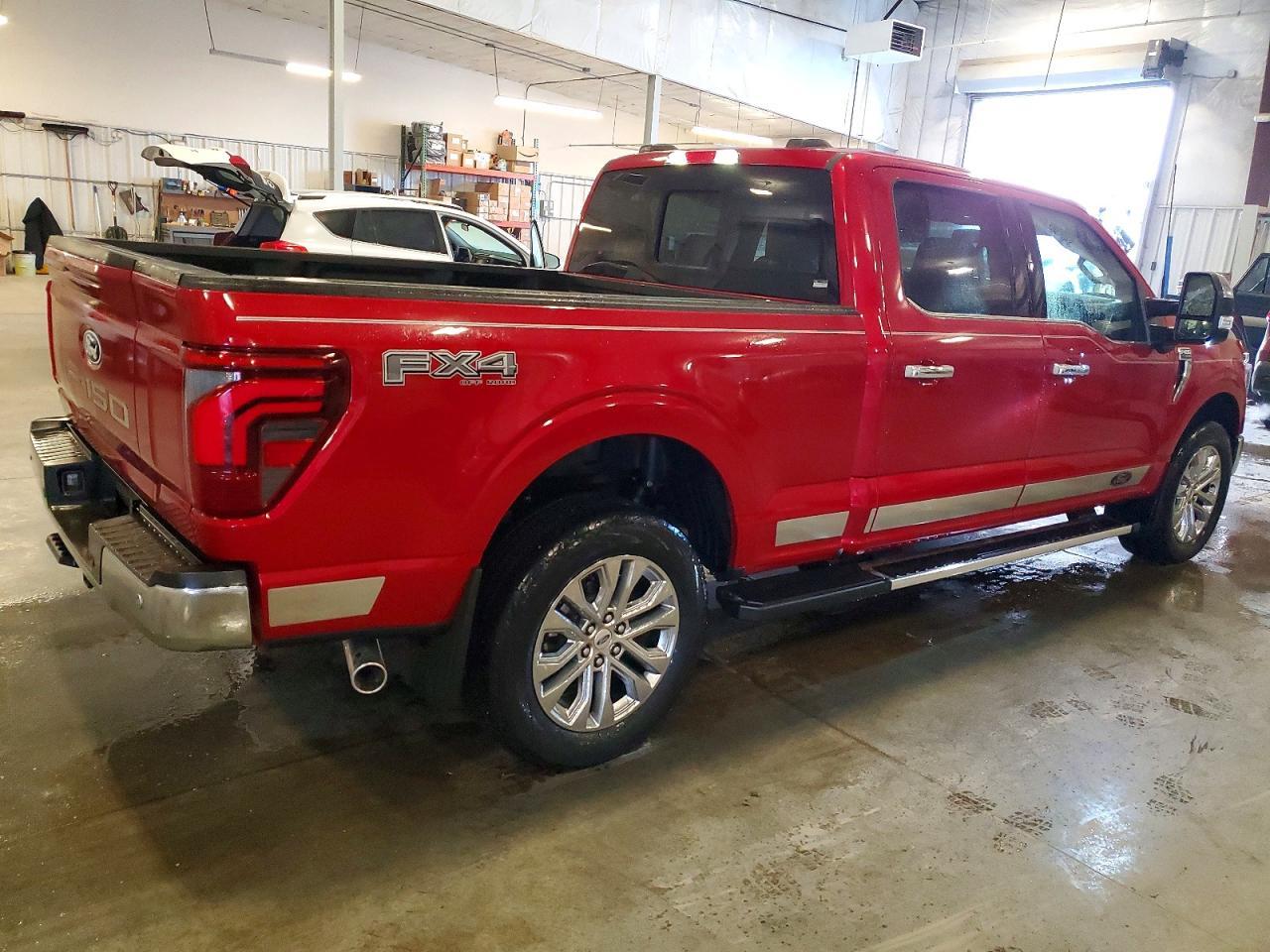 2025 Ford F150 Lariat - Фото 3