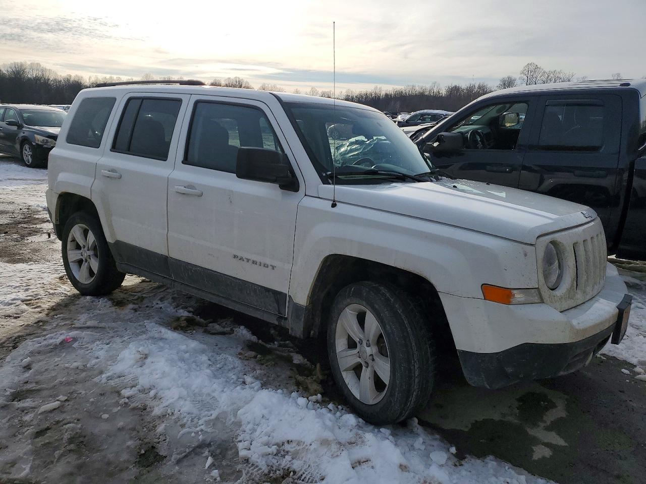 2014 Jeep Patriot Latitude - Image 4