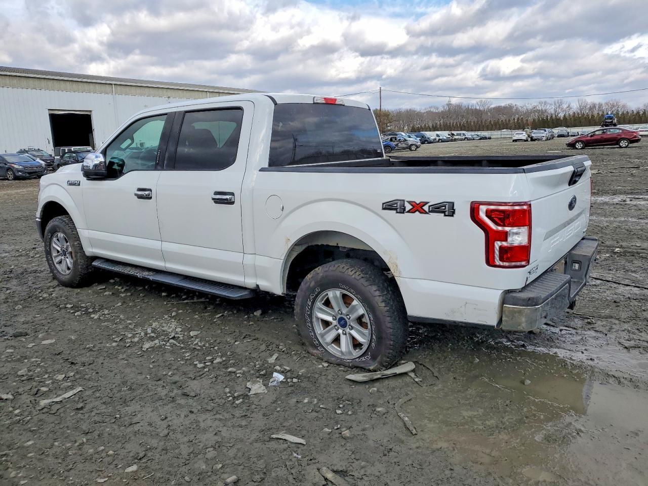 2018 Ford F-150 - Фото 2