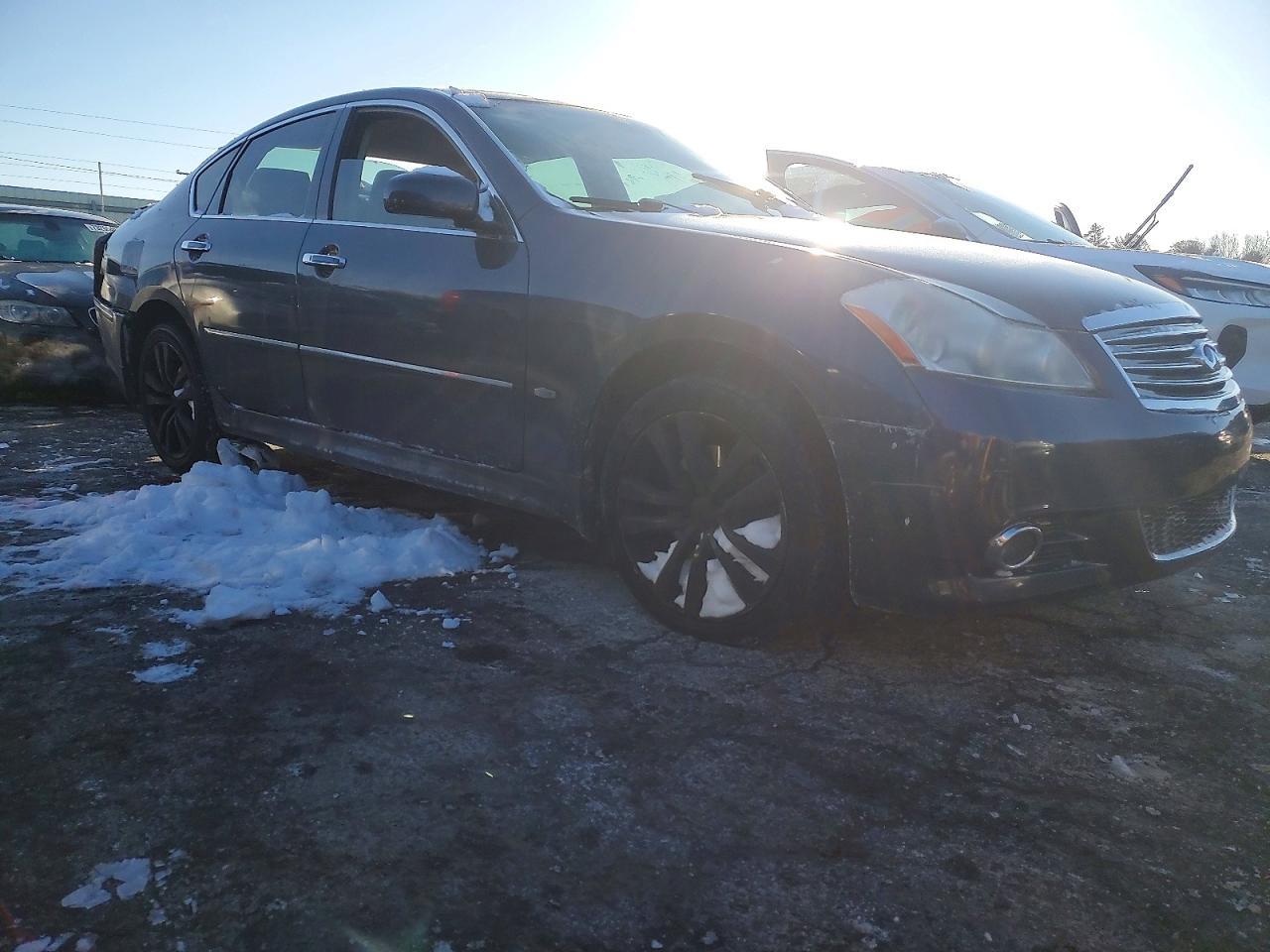2010 Infiniti M35 Base - Фото 4