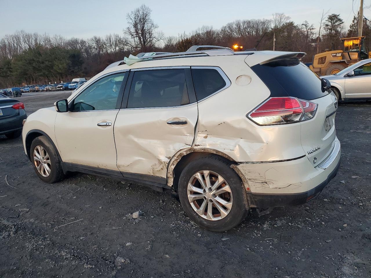 2016 Nissan Rogue S - Фото 2