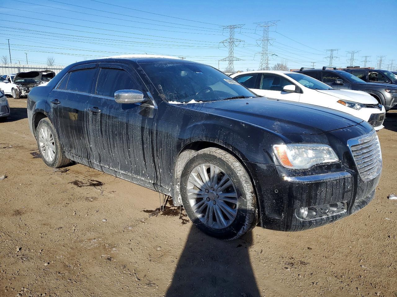 2013 Chrysler 300C - Image 4