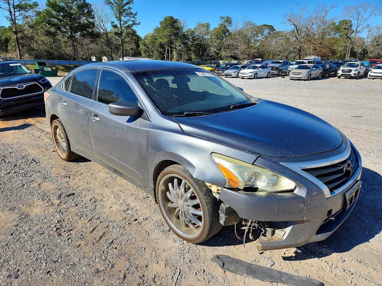 2015 Nissan Altima 2.5 - Фото 4