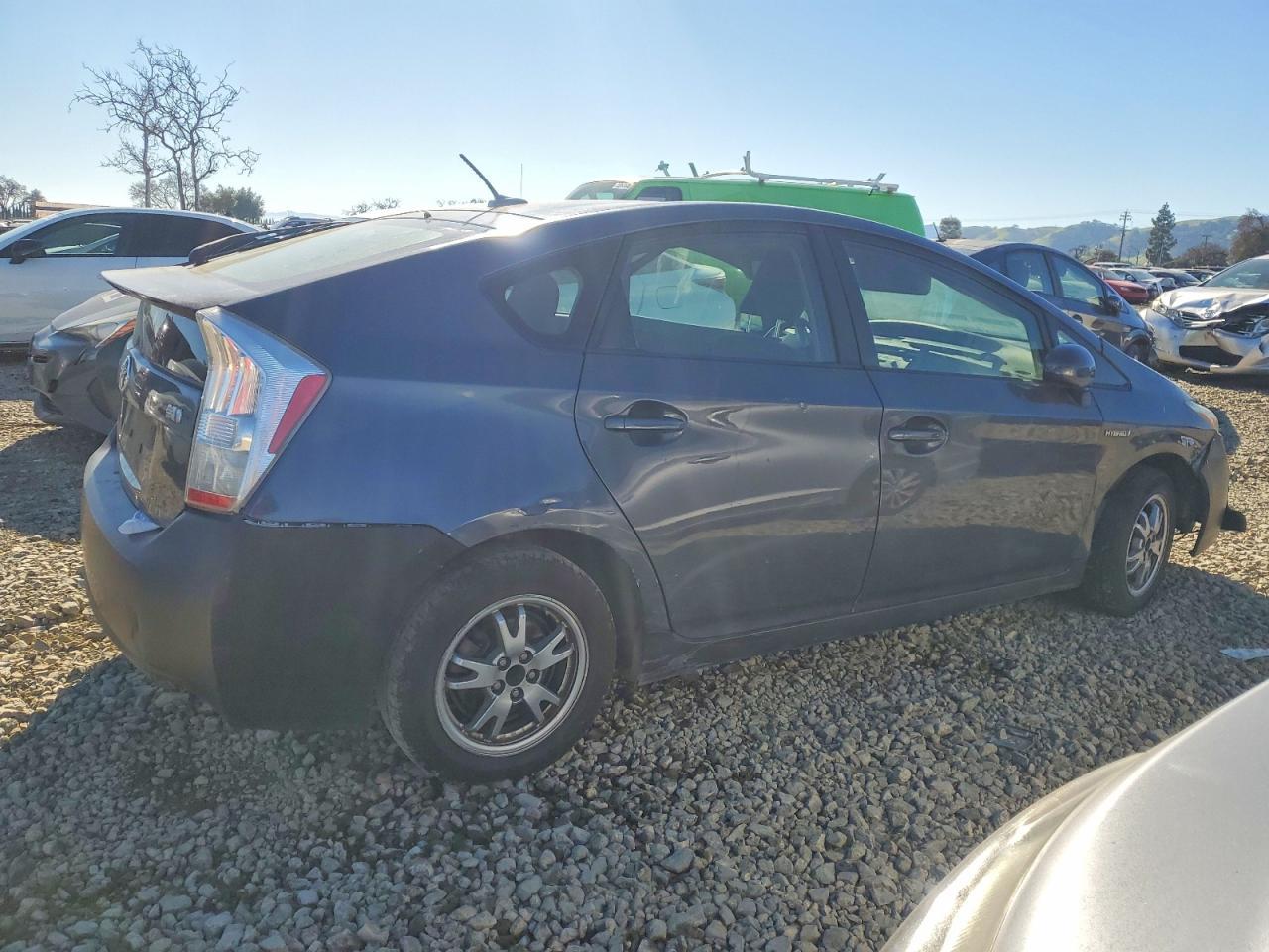 2011 Toyota Prius - Фото 3