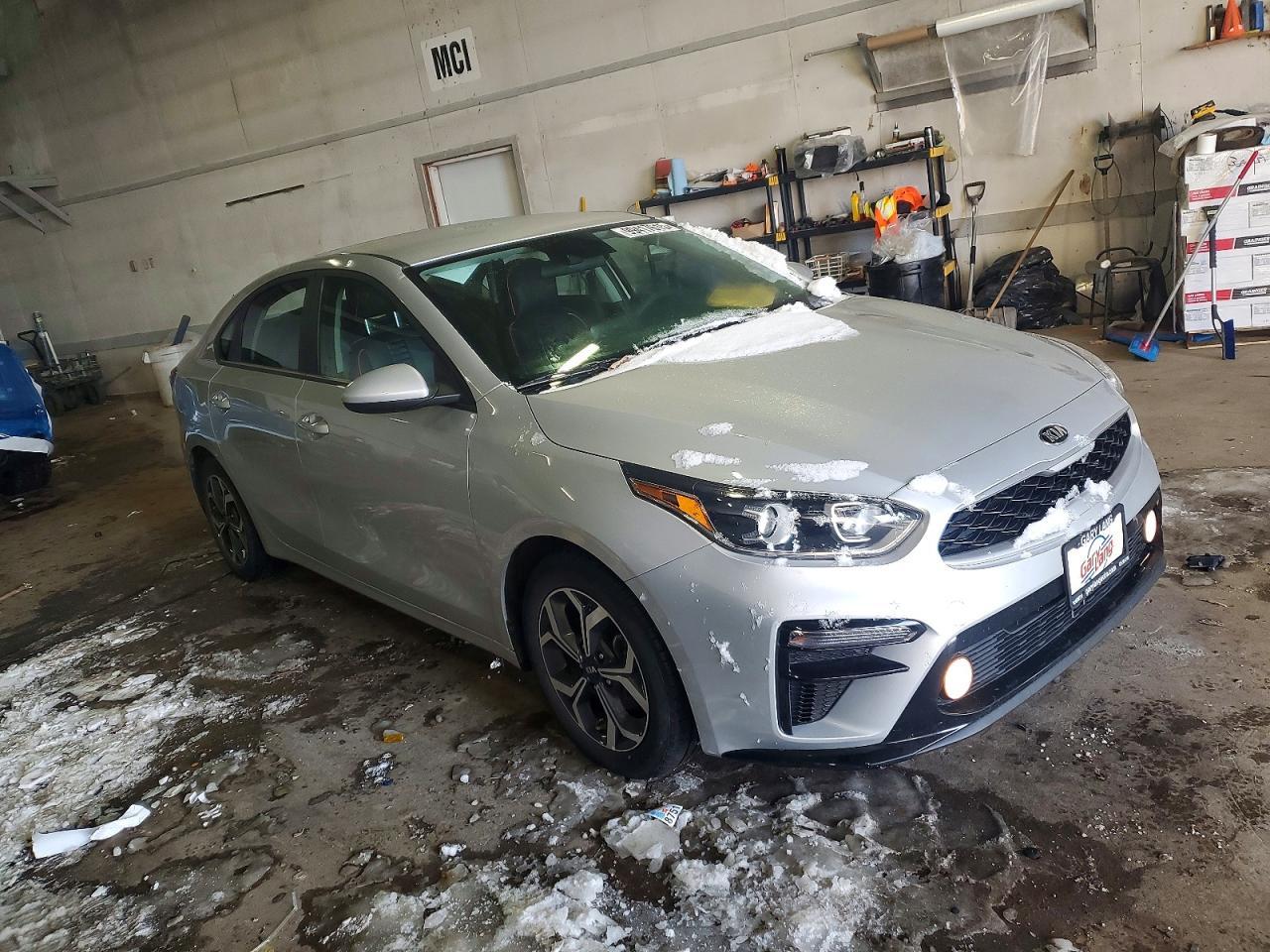2021 Kia Forte Fe - Фото 4