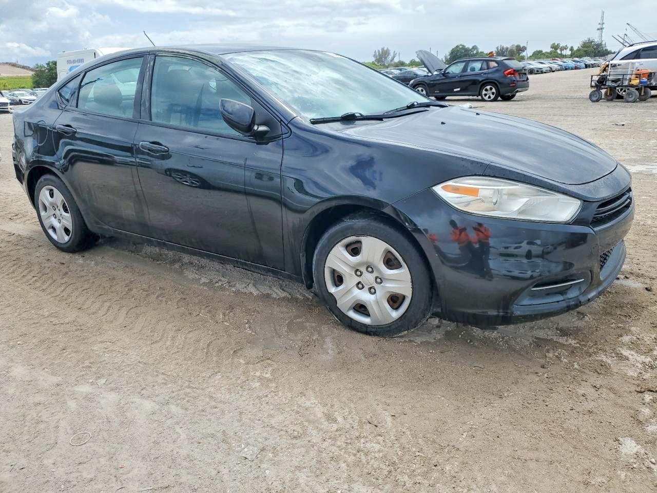 2015 Dodge Dart Se - Image 4