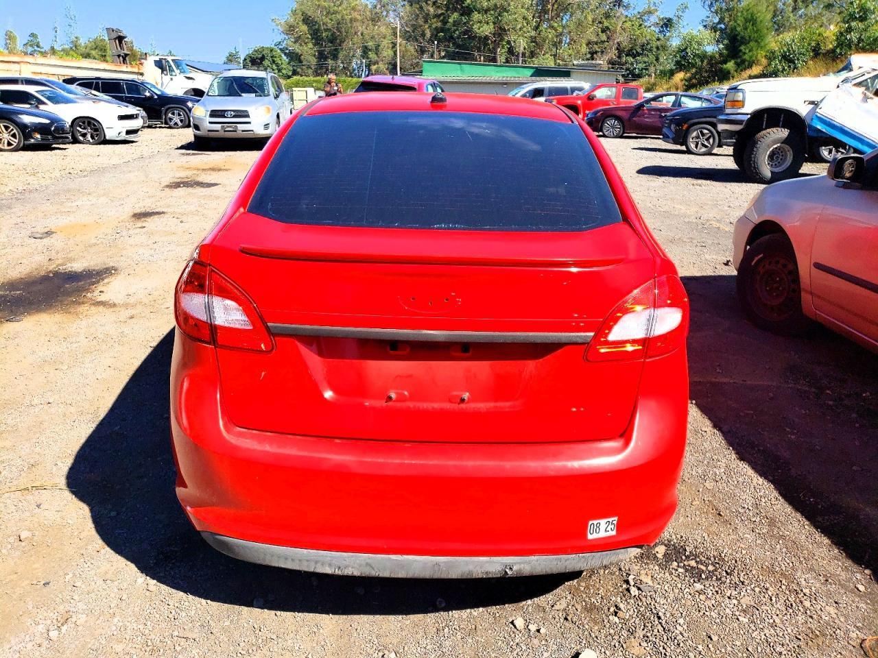 2013 Ford Fiesta Se - Image 6