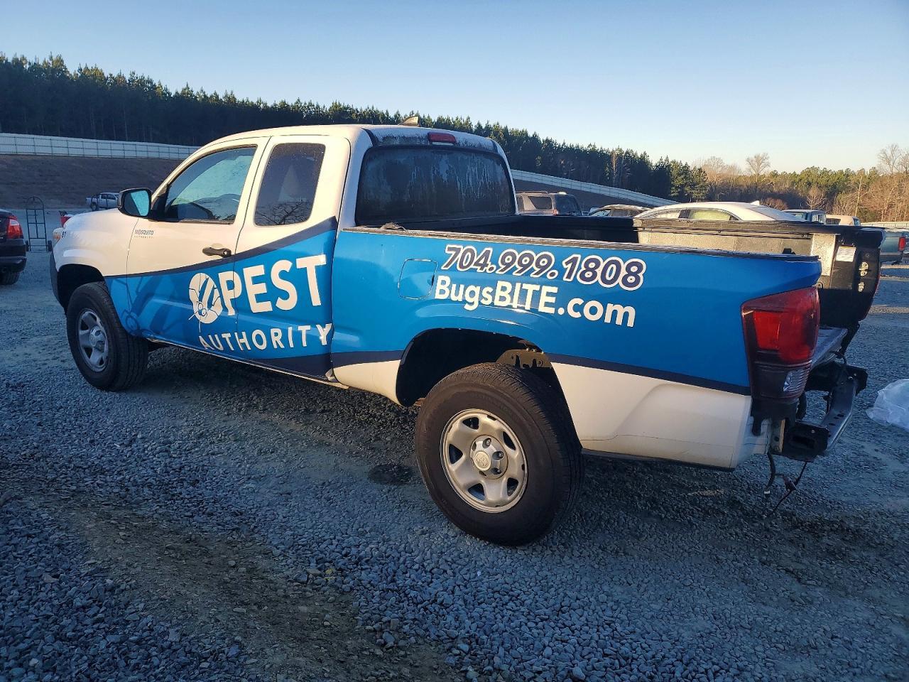 2019 Toyota Tacoma Access Cab - Image 2