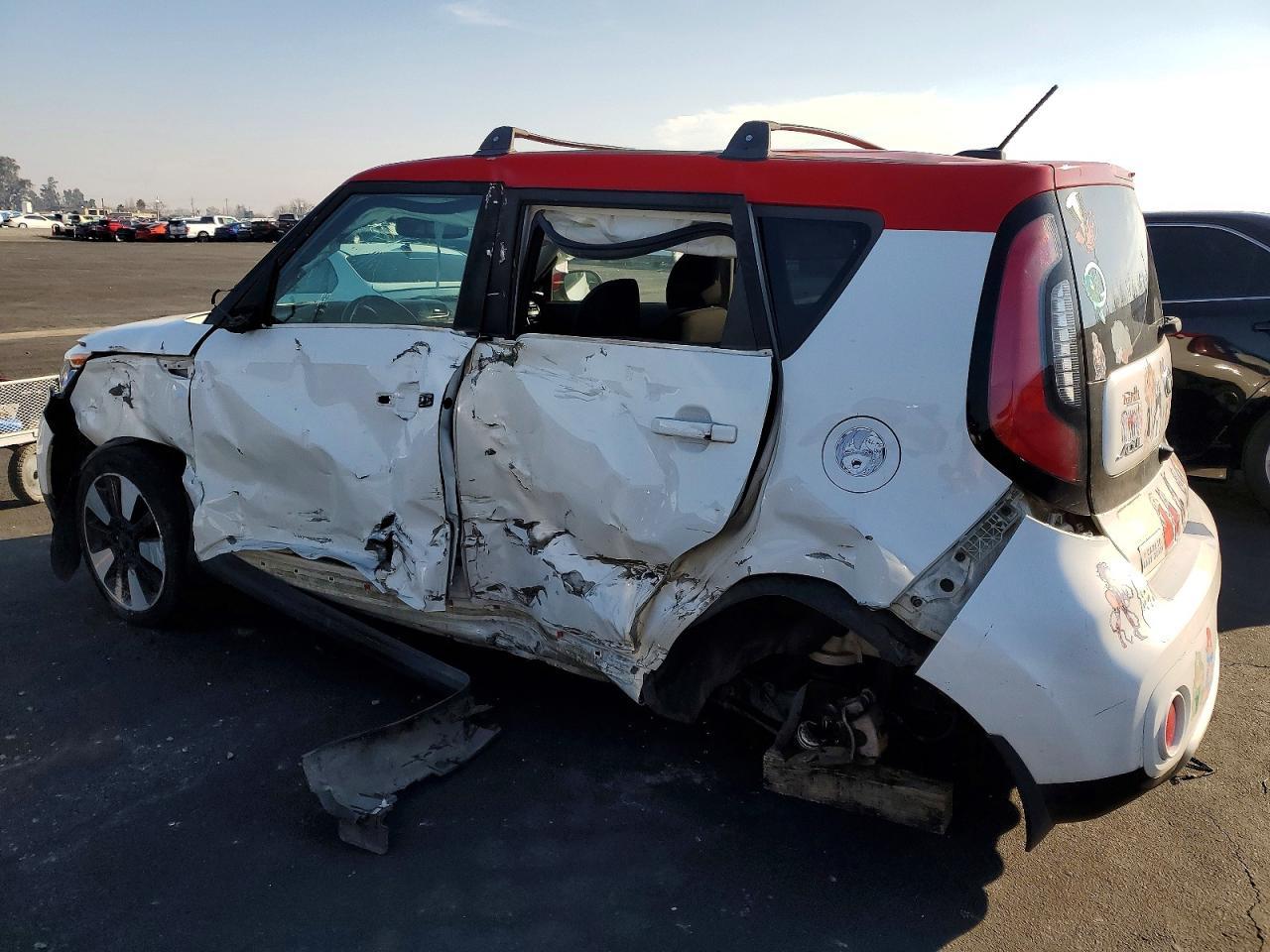 2017 Kia Soul + - Image 2