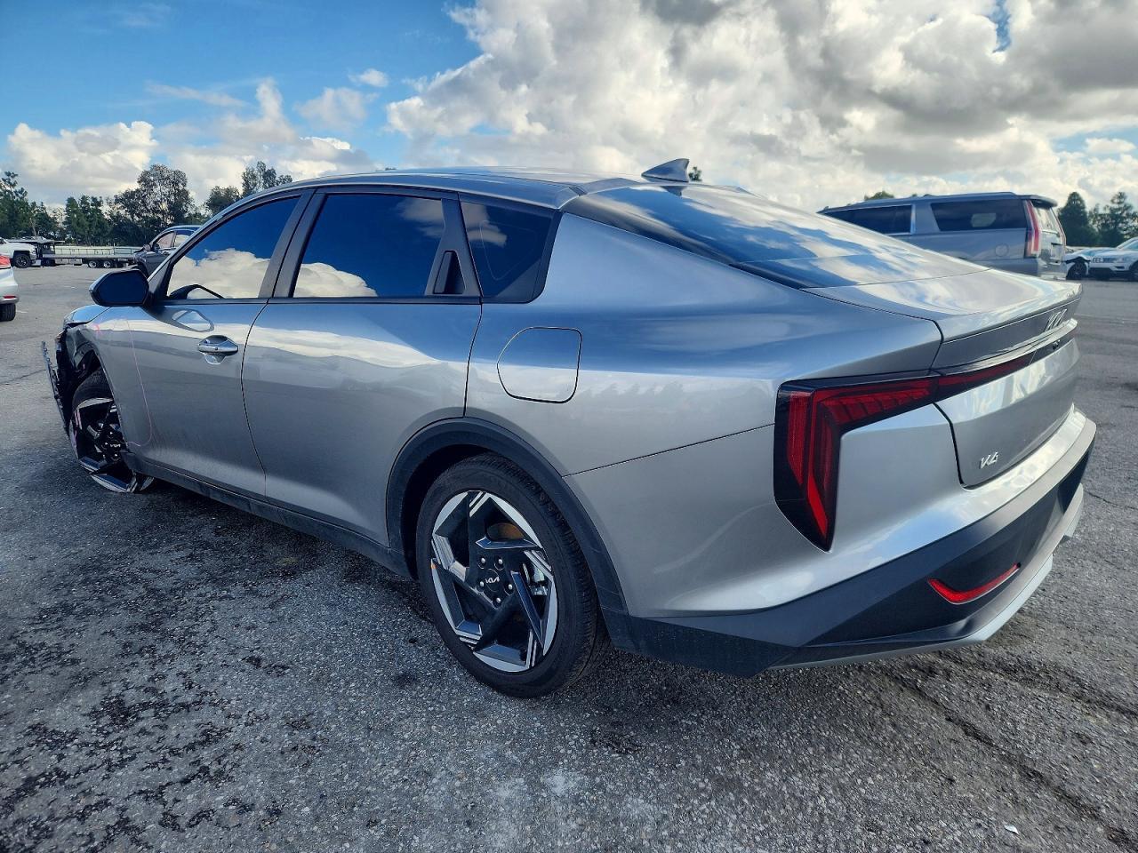 2025 Kia K4 Ex - Фото 2
