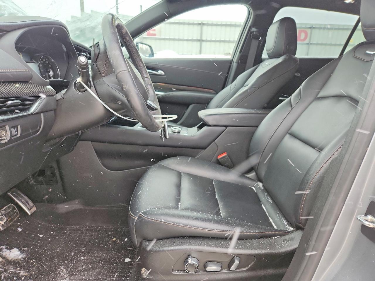 2023 Cadillac Xt4 Sport - Image 7