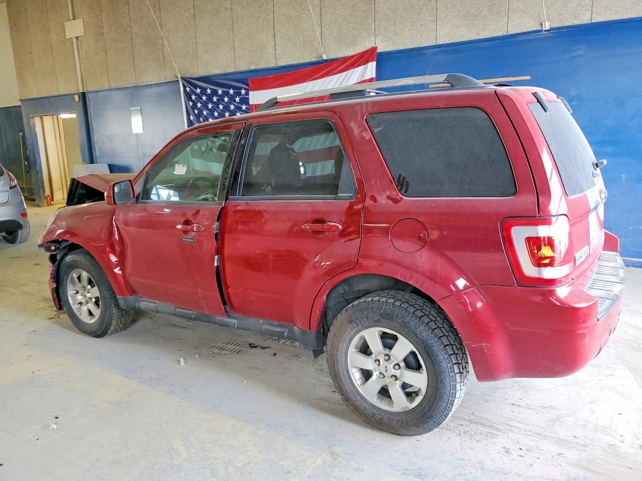 2011 Ford Escape Limited - Image 2